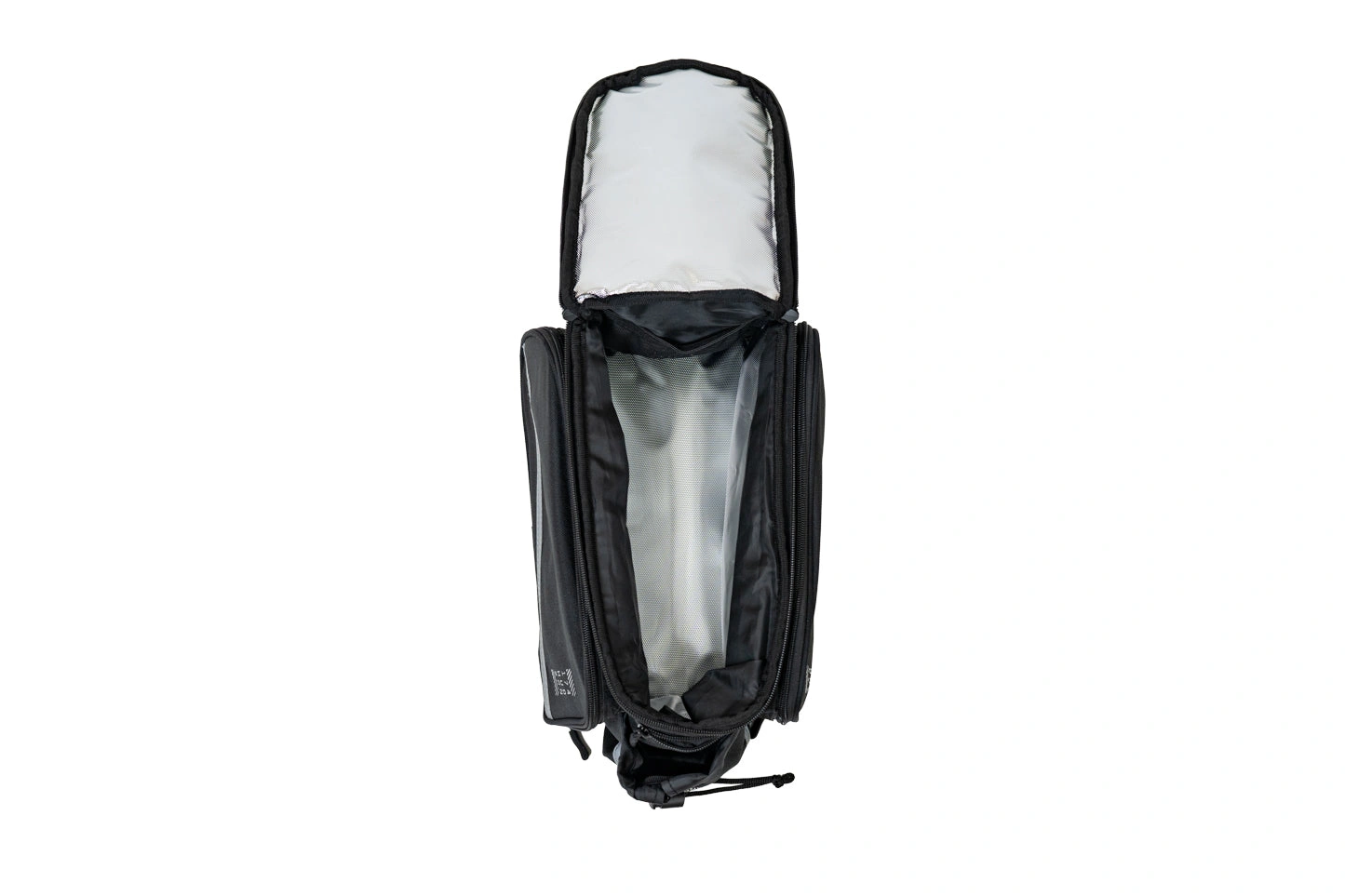 Hudson's Finest Holdall: A Classic Trunk Bag, Stylishly Simple for Every Adventure!