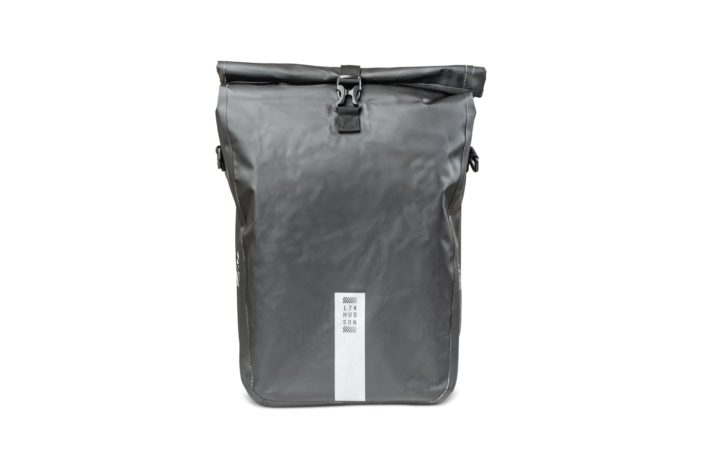 Hudson's Holdall: Waterproof Wonder for Adventures. Your Gear's Best Mate, Rain or Shine.